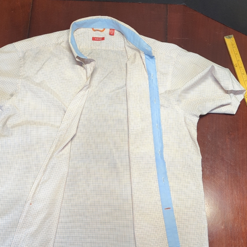 Izod Men's Plaid Sort Sleeve Button Down Shirt - White, Blue And Orange. - Picture 8 of 10